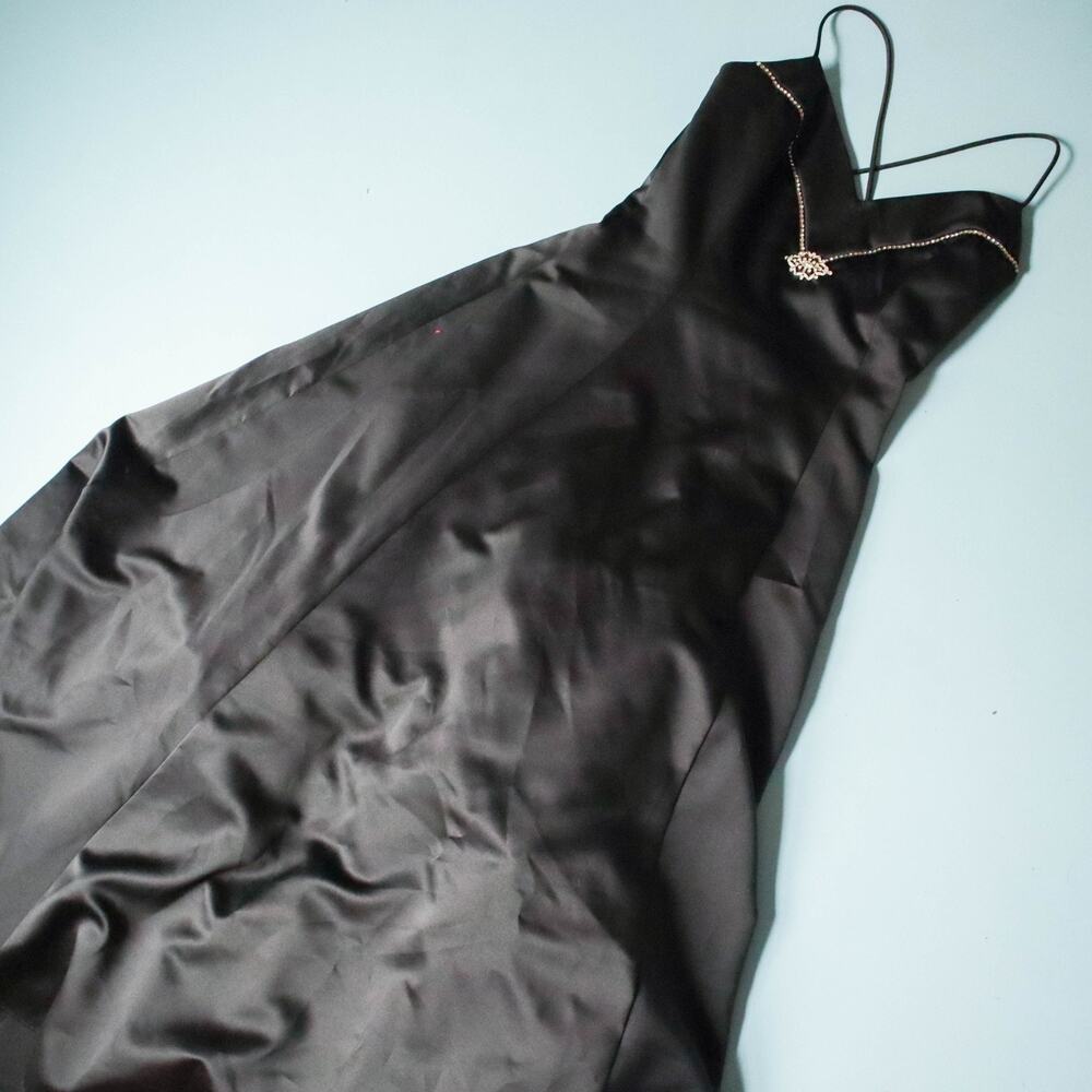 Jessica McClintock Y2K Black Satin Fit Flare Formal Gown Rhinestone Womens 8 USA